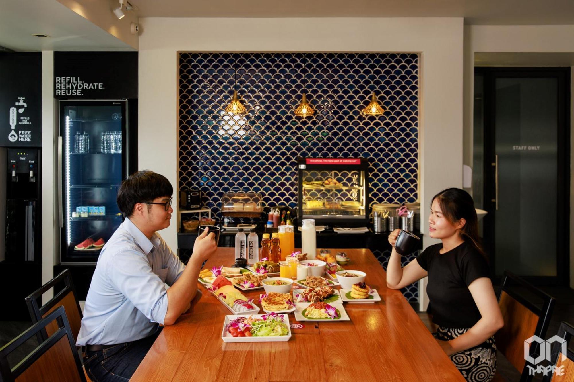 On Thapae Gate Chiangmai Hotell Chiang Mai Eksteriør bilde